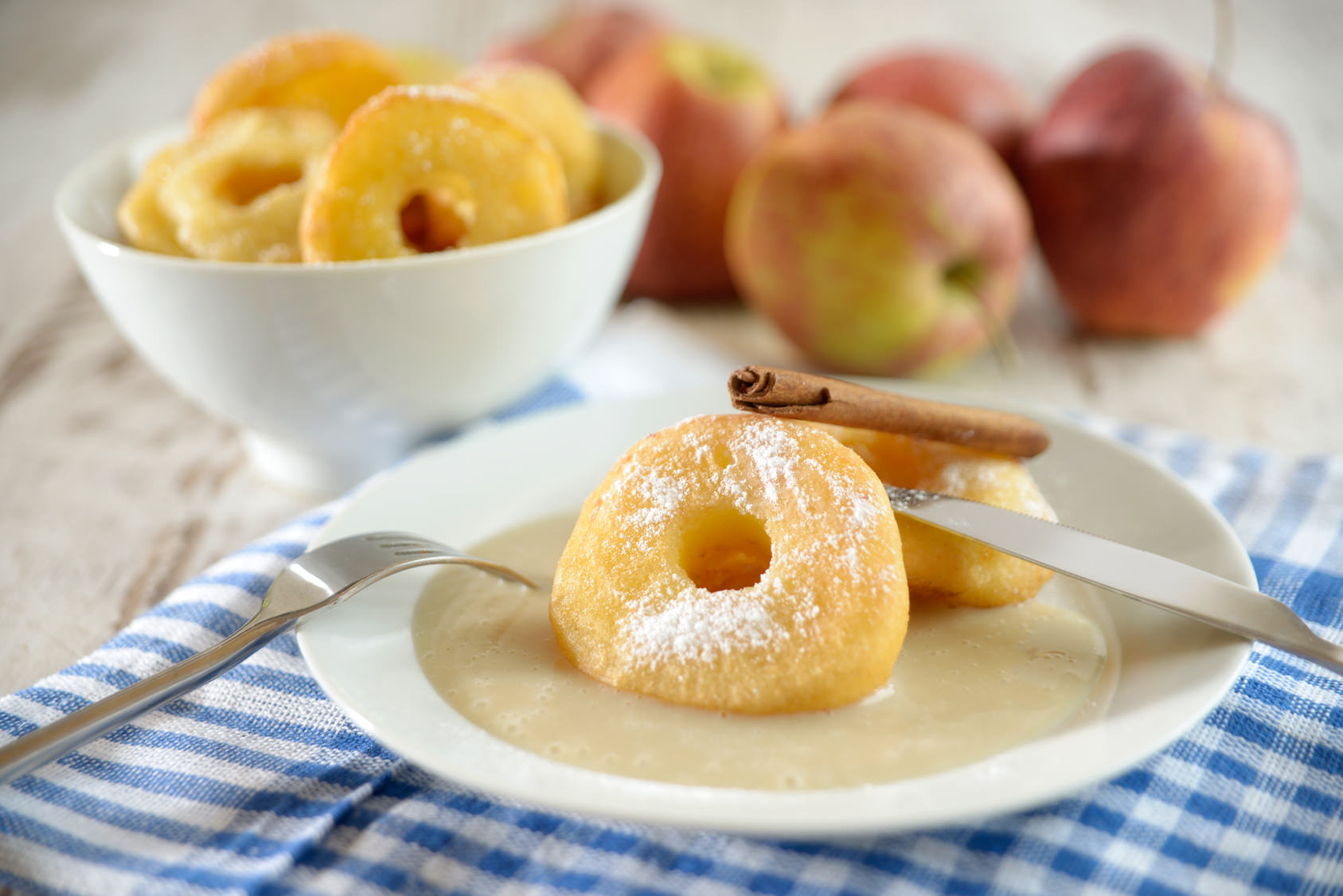 Apfelringe mit Vanille-Quarkcreme