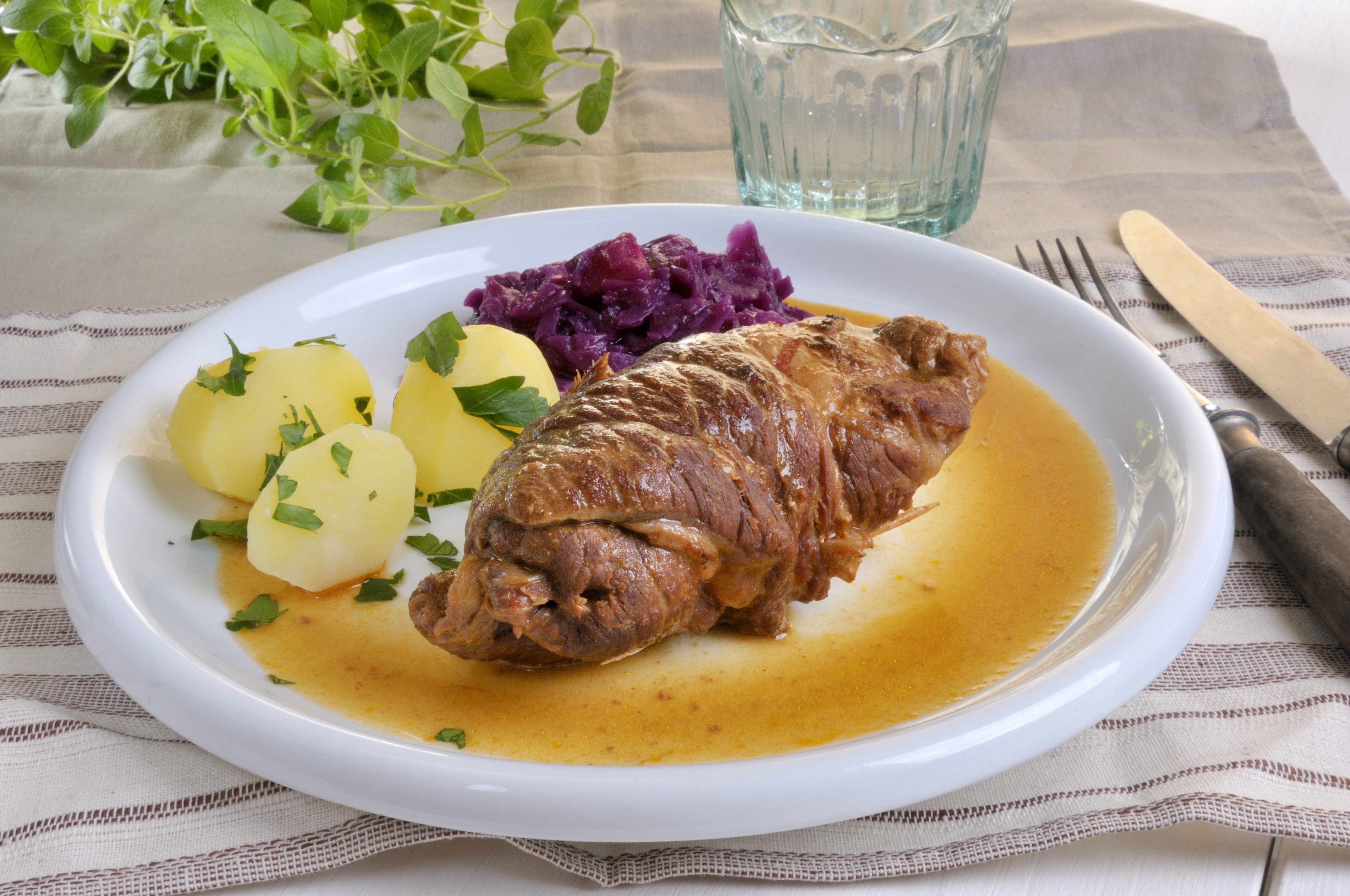 Rinderroulade Mit Rotkohl Rezept Lecker Rezept Rezepte Mit | My XXX Hot ...