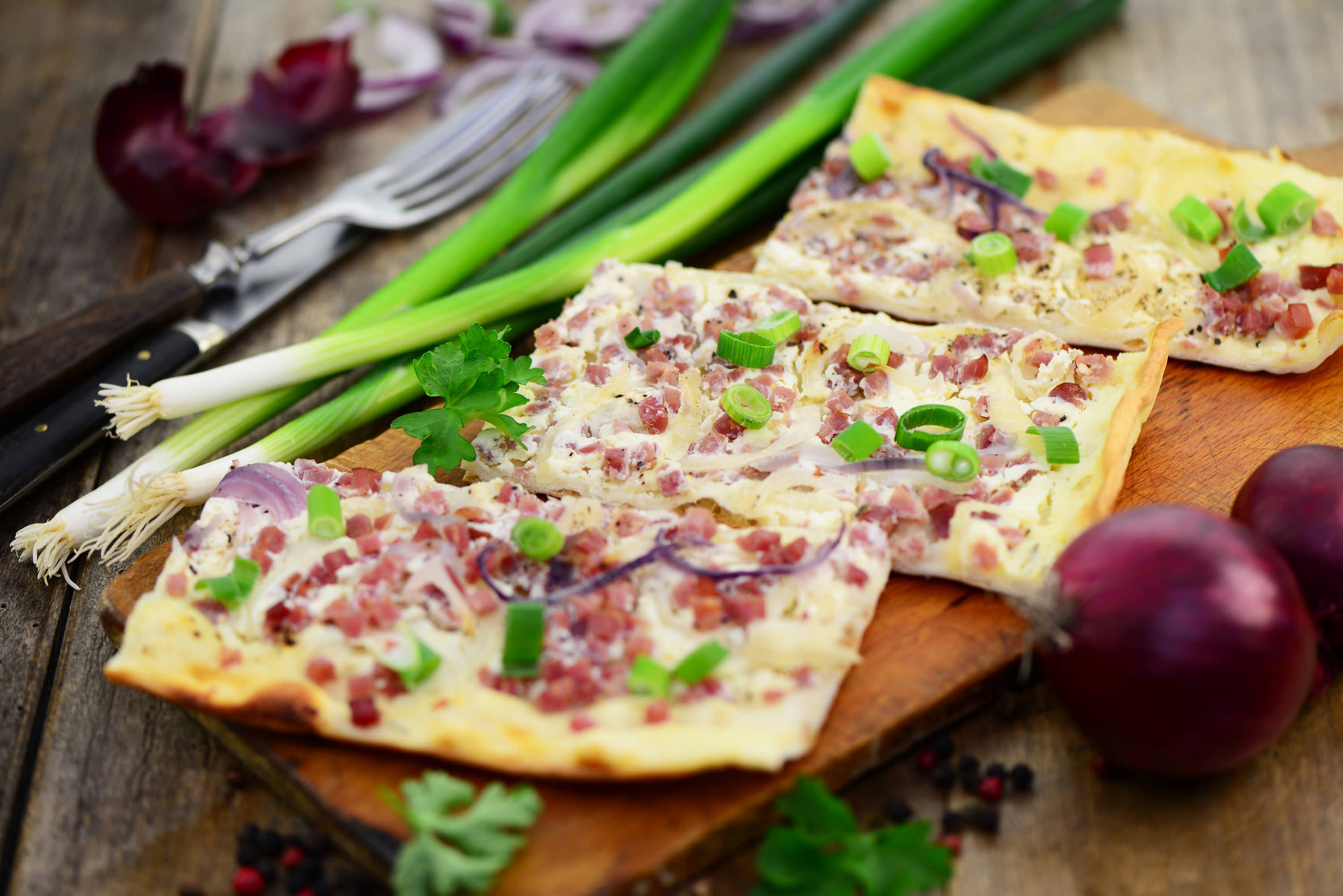 Flammkuchen Elsässer Art | VidaVida Rezept