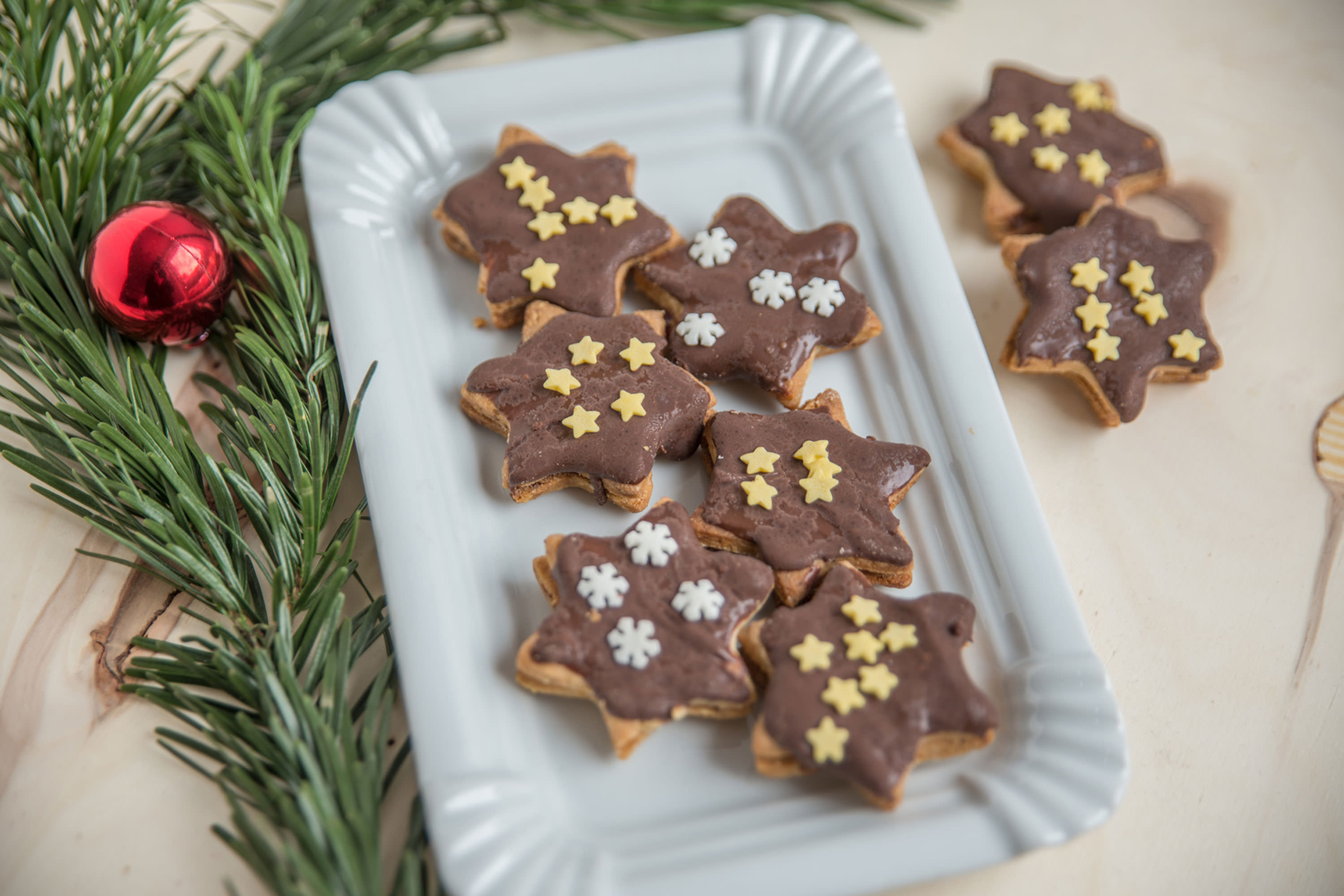 Weihnachtliche Dinkel-Schoko-Sterne | VidaVida Rezept